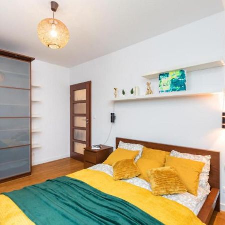 Appartamento Superapart Wilanowska 7, "Pet-Friendly With Elevator & Parking" Varsavia Esterno foto